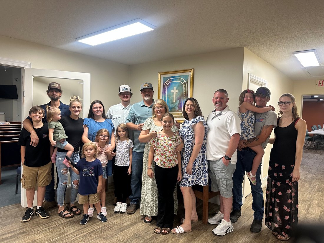 Brannon's extended family together